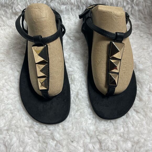 Vionic .toe post black ankle strap sandals geometric gold studs accent SZ8 - Picture 1 of 7
